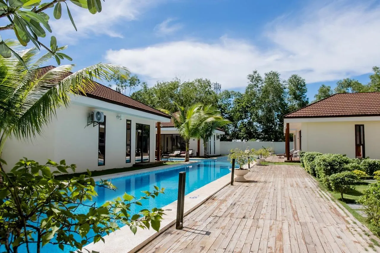 Amphitrite Resort Panglao 3*,
